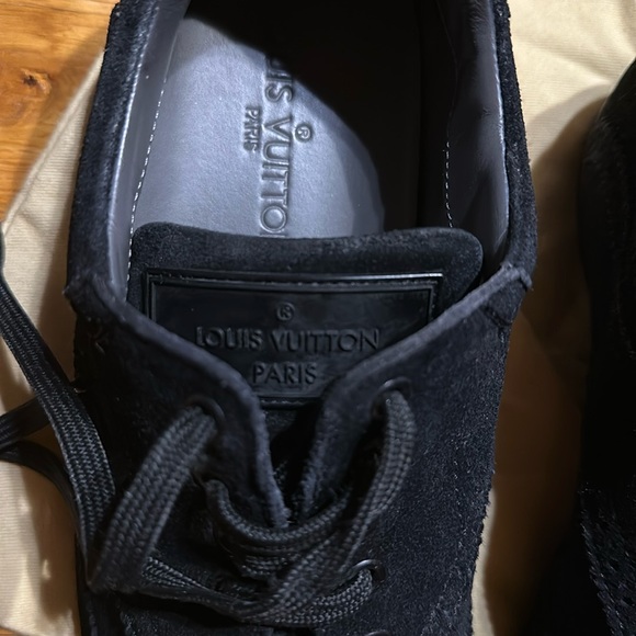 Louis Vuitton - Casual Sneaker Shoe - Men’s Size 7.5 (US) - Dark Navy - Picture 12 of 16